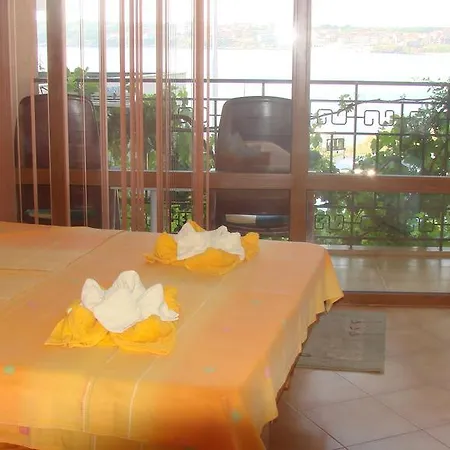 Anaksimander Guest Kwatera prywatna